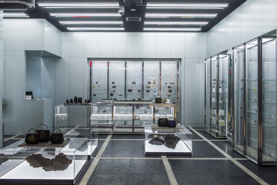 gentle monster introduces the digital analog future to skp s beijing