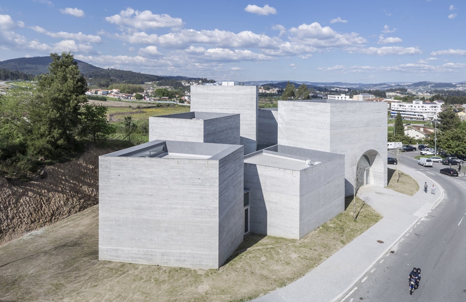 interpretation centre of romanesque by spaceworkers