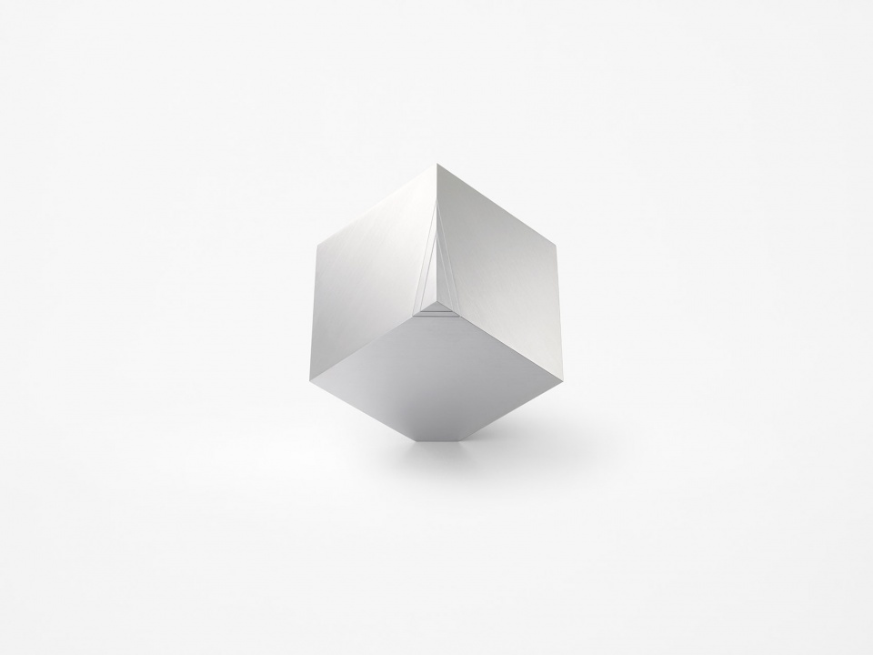 cubic clock by nendo