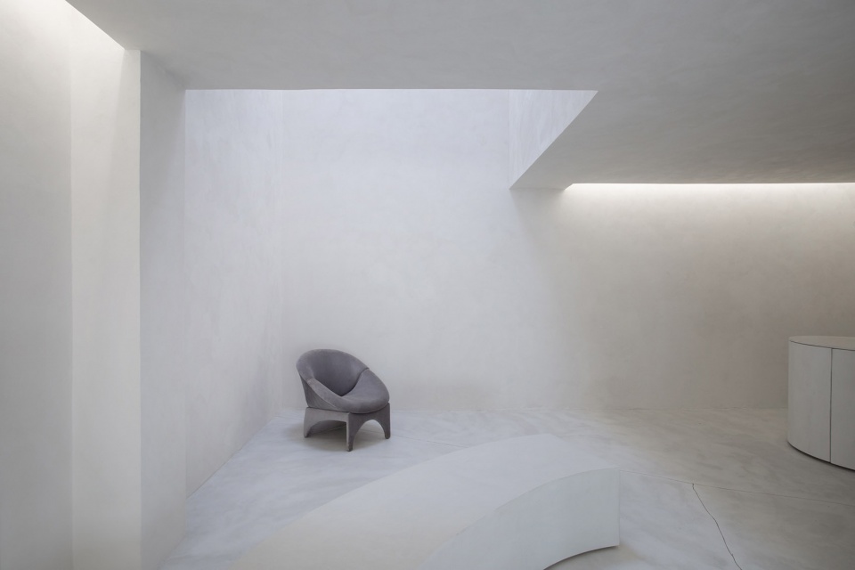 selo by mnma studio