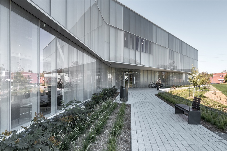 Drummondville Public Library Chevalier Morales Architectes