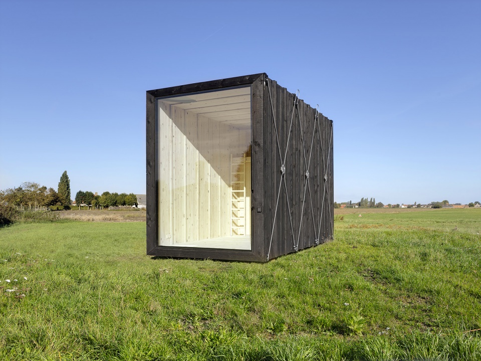 Cabin Y dmvA