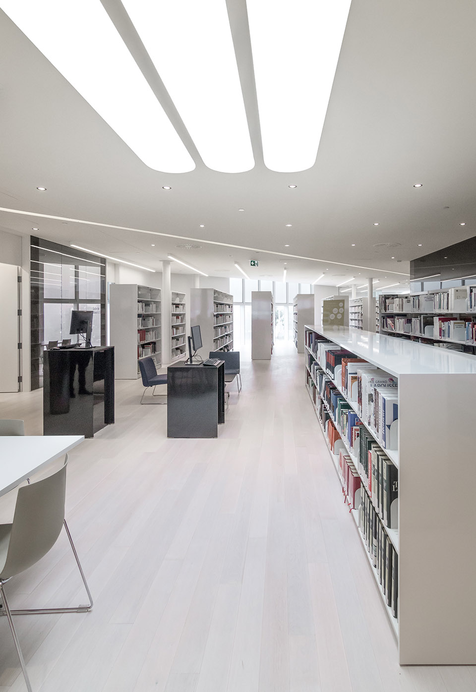 Drummondville Public Library, Canada by Chevalier Morales Architectes