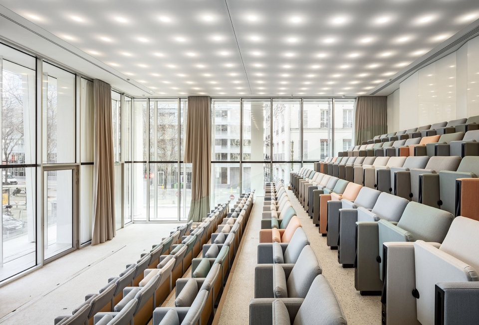 Grand Central Paris by Ferrier Marchetti Studio