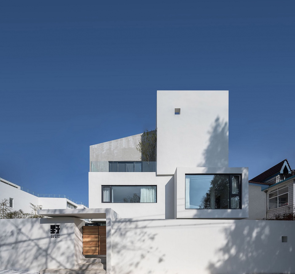 laiyee guest house in moganshan china by atdesign