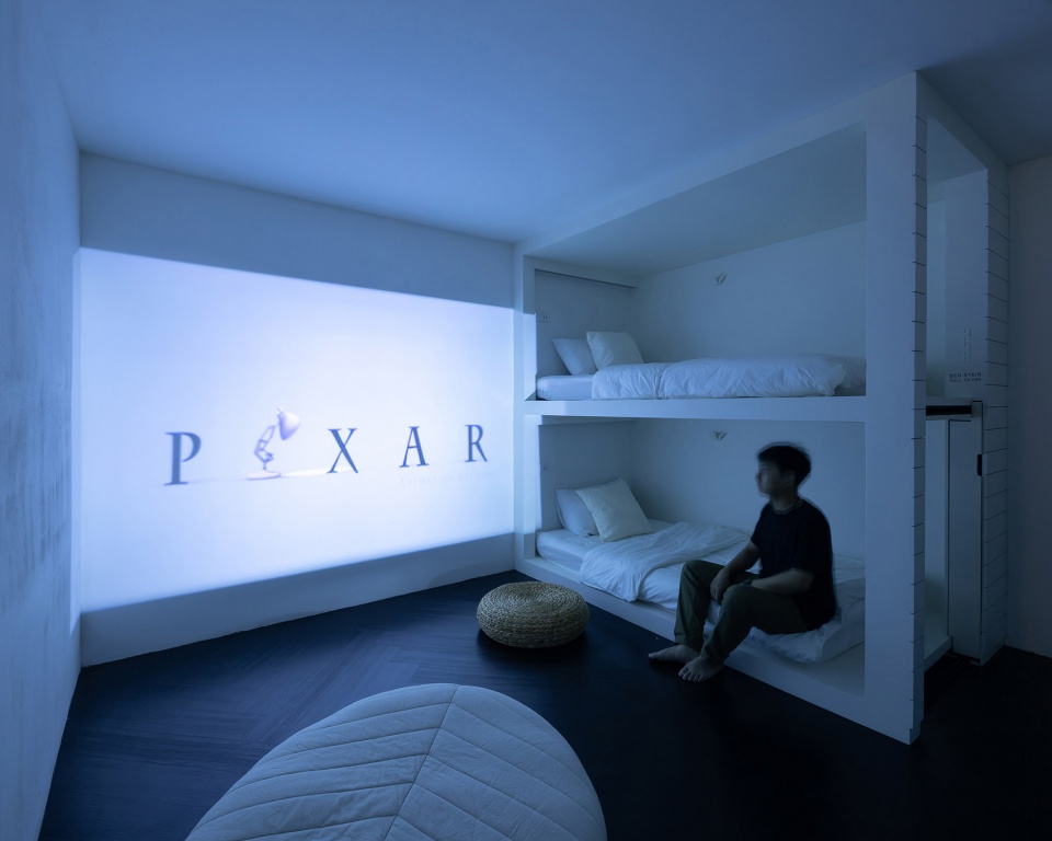 pa prank hostel by idin architects