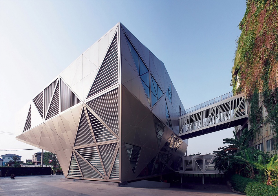 bitwise headquarters by aswa