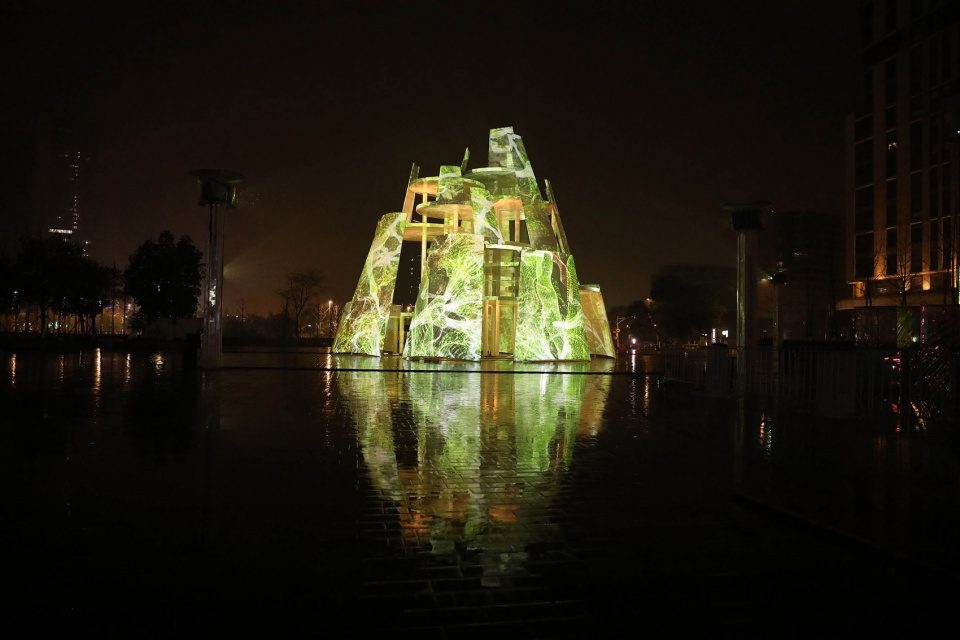 architectural lighting shuttles light and shadow nanjing time tower china by purilighting