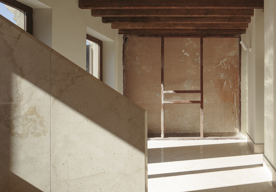 house of giants by iterare arquitectos