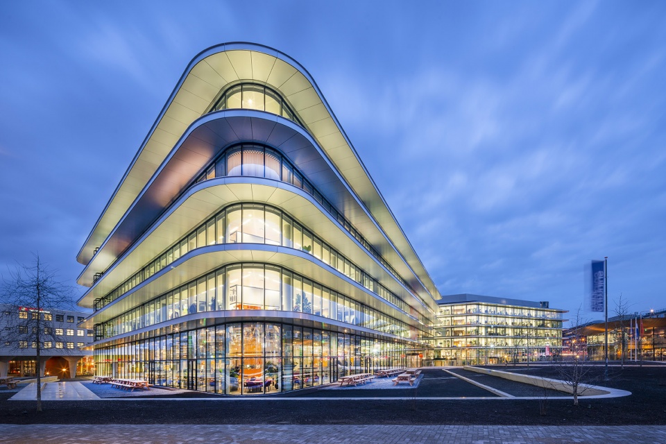 ing office by benthem crouwel architects hofmandujardin