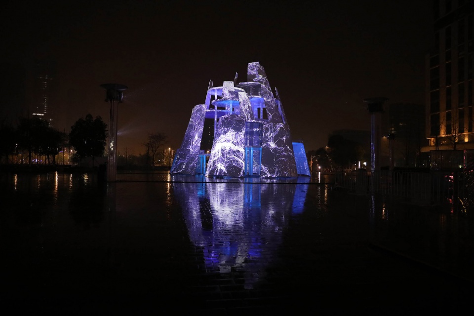 architectural lighting shuttles light and shadow nanjing time tower china by purilighting