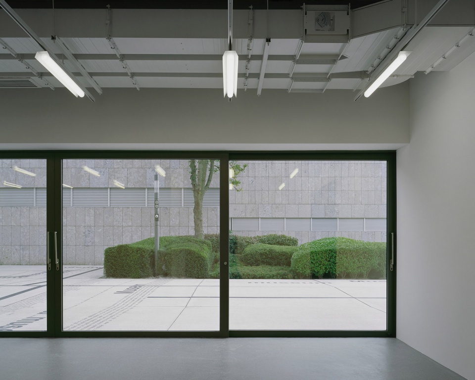 extension moderne galerie saarland museum by kuehn malvezzi