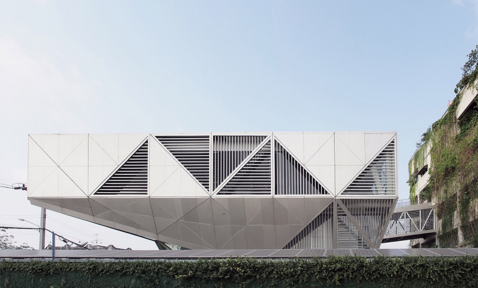 bitwise headquarters by aswa