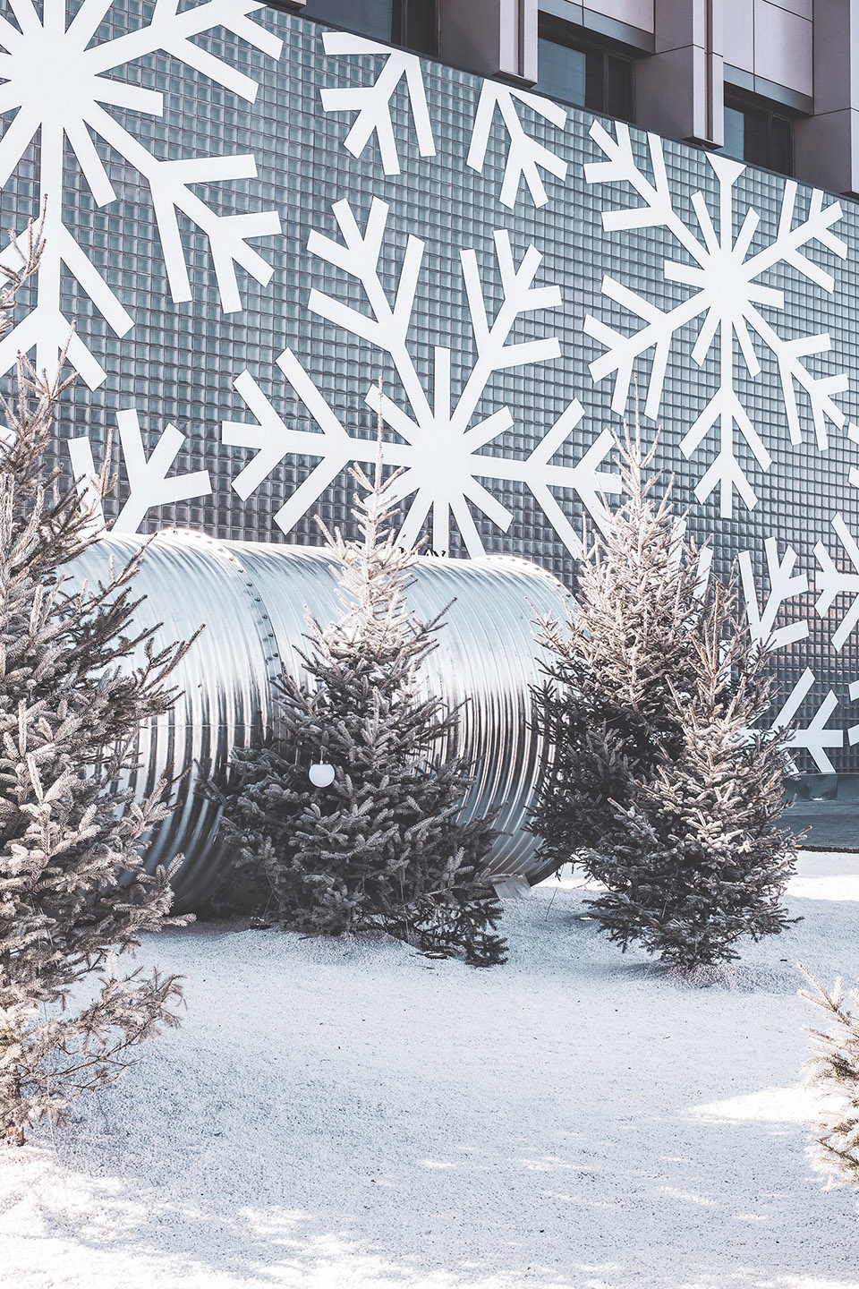 harmay white winter landscape installation china by ramoprimo