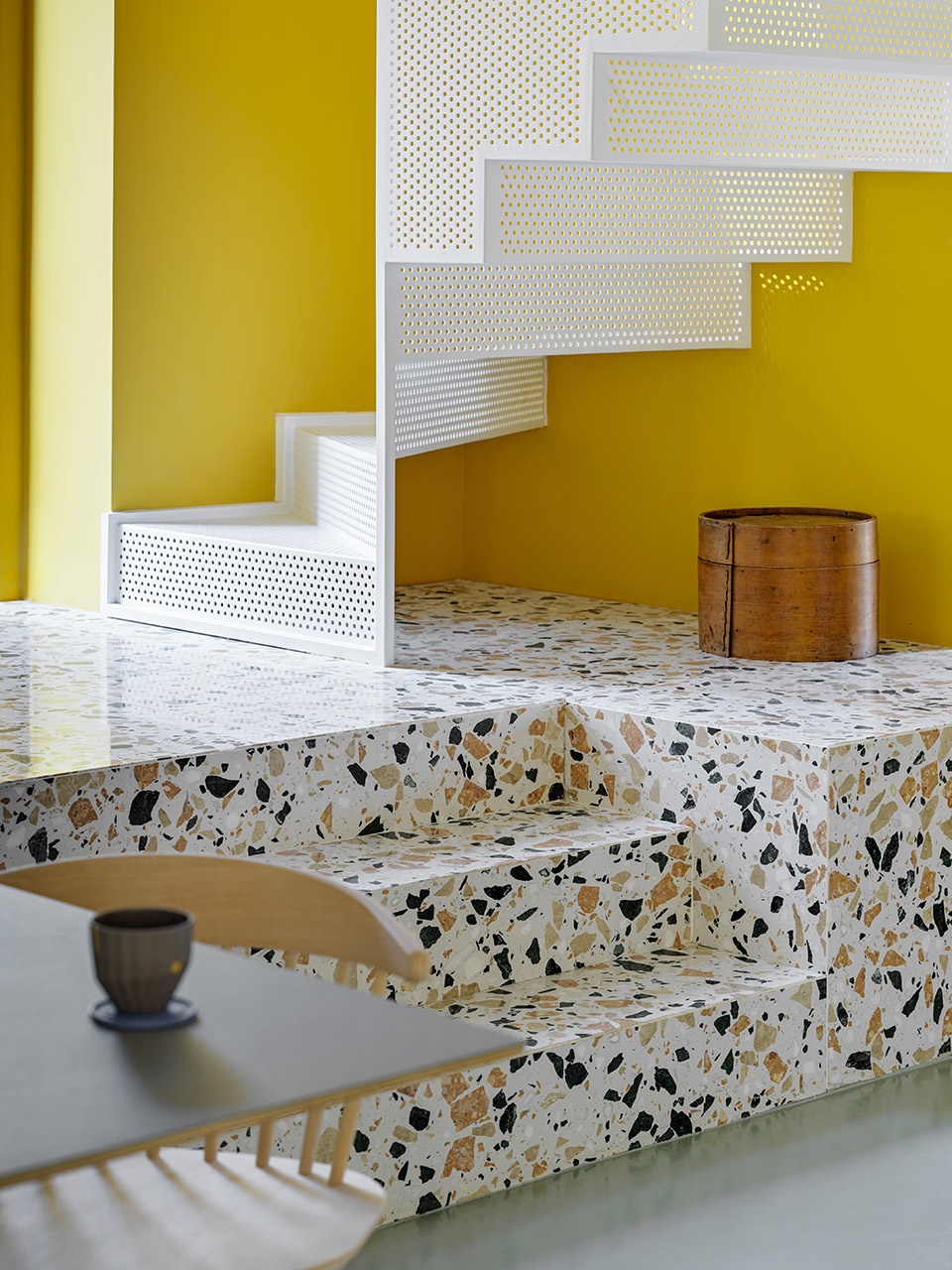 house p china by mddm studio
