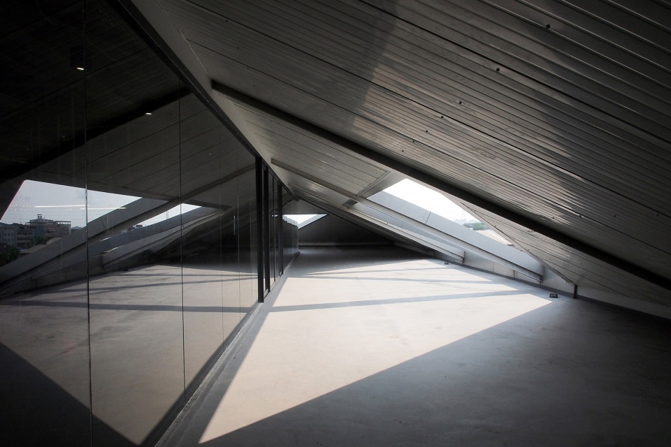 bitwise headquarters by aswa