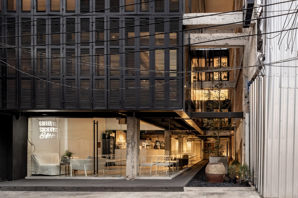 pa prank hostel by idin architects