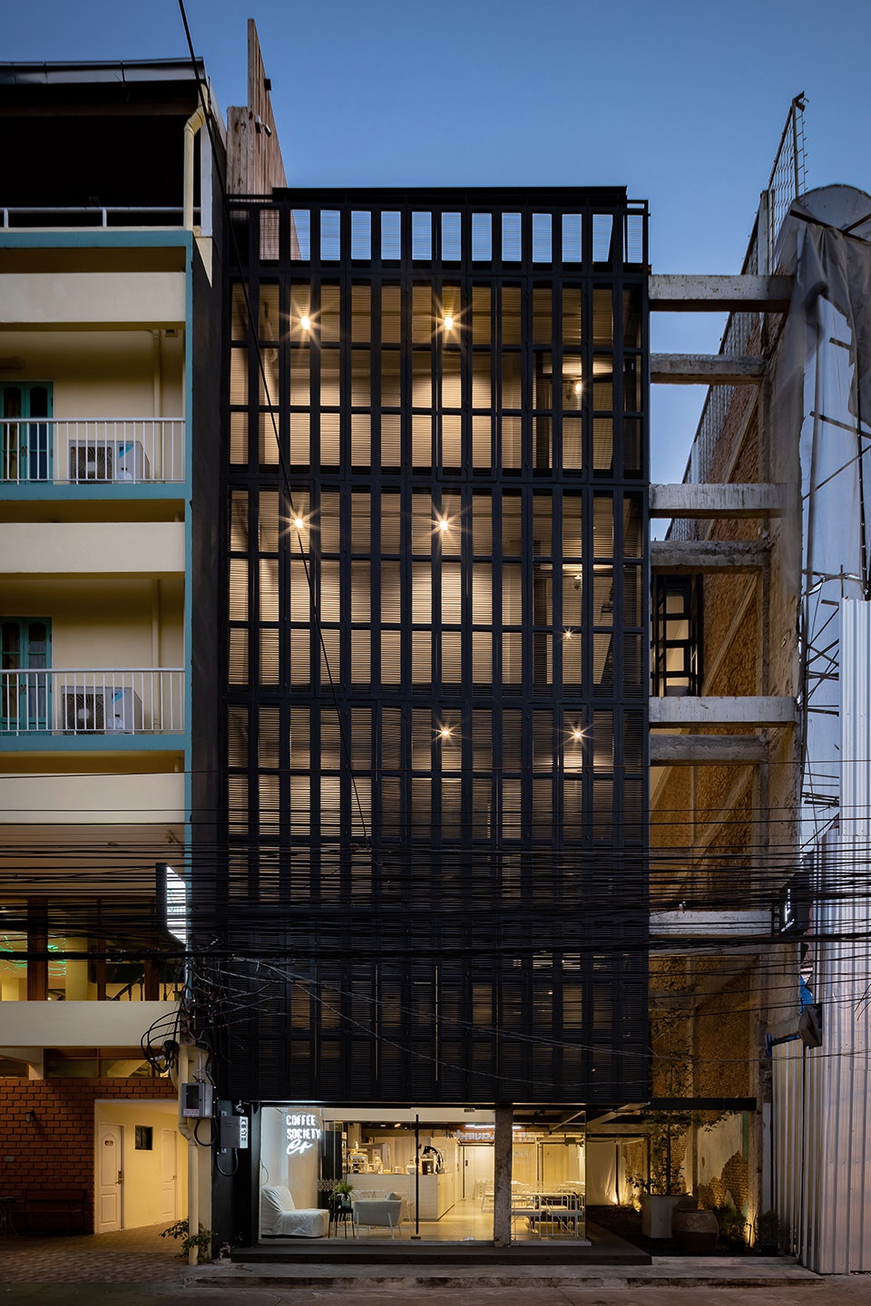 pa prank hostel by idin architects
