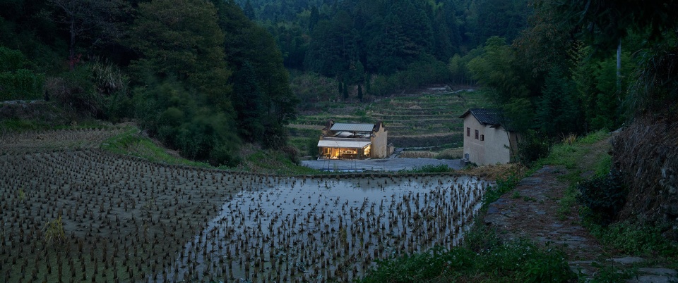 xiadi paddy field bookstore of librairie avant garde china by tao