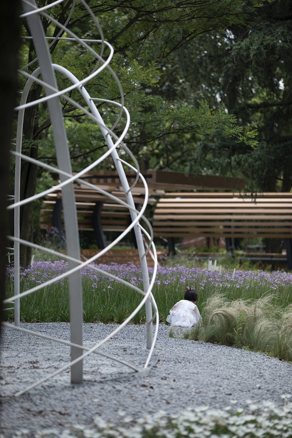 anshun hongshan lake civil park china by la design