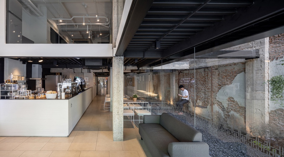 pa prank hostel by idin architects