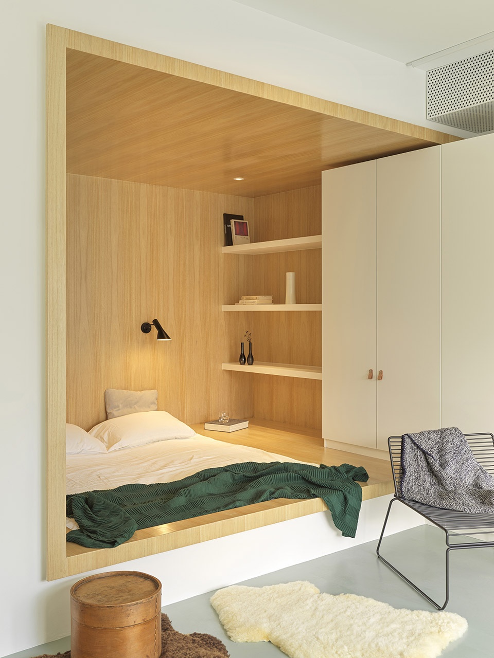 house p china by mddm studio