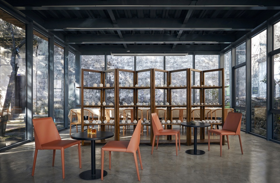 restoration and reconstruction of liu geng tang hall in hongguan village wuyuan china by 3andwich design he wei studio