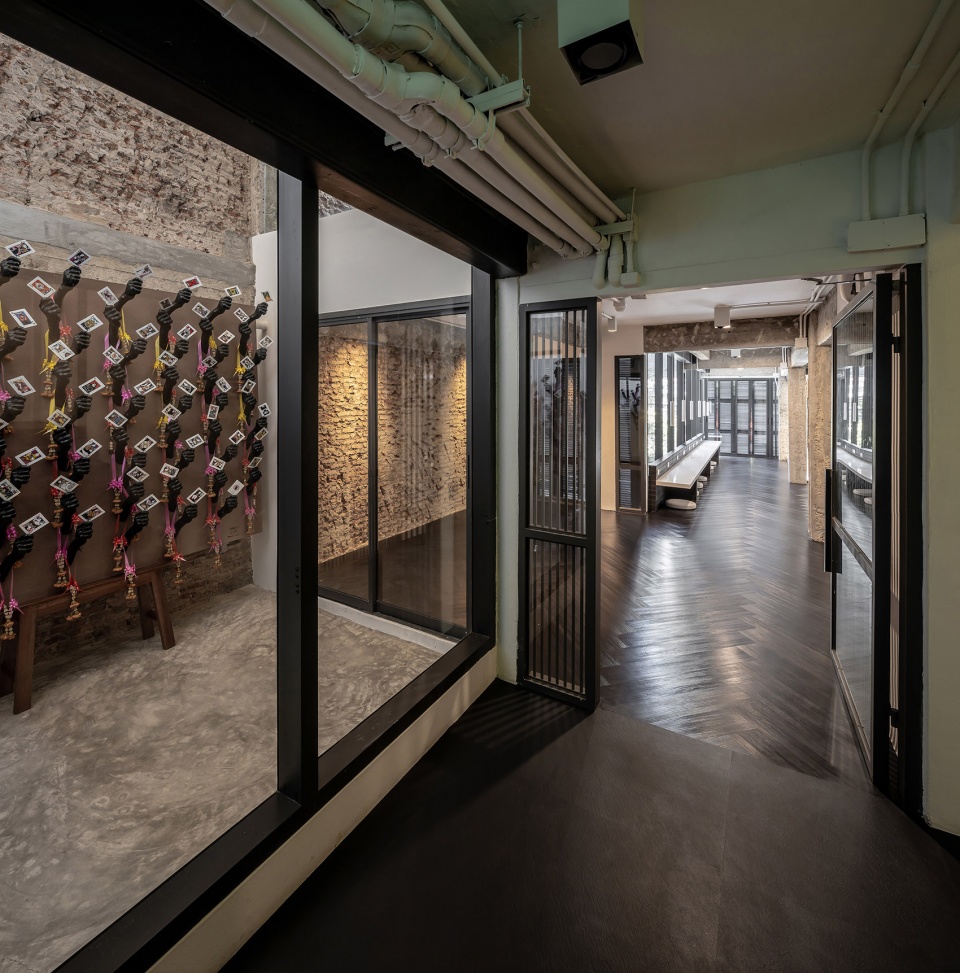 pa prank hostel by idin architects