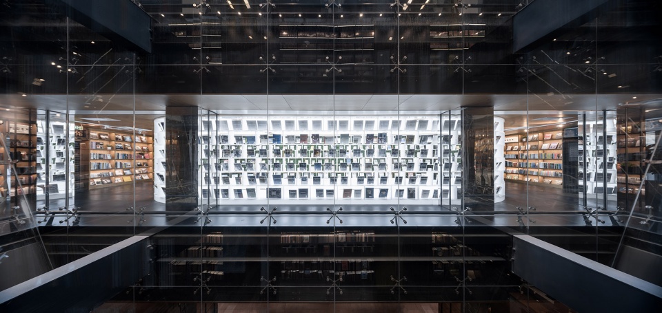 hubei foreign language bookstore china by wutopia lab1
