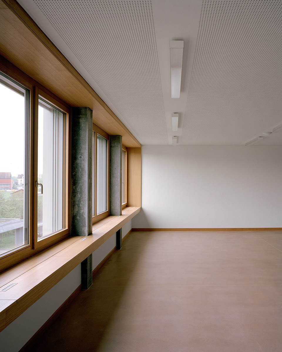 secondary school romanshorn by bak gordon arquitectos architekturburo bernhard maurer gmbh
