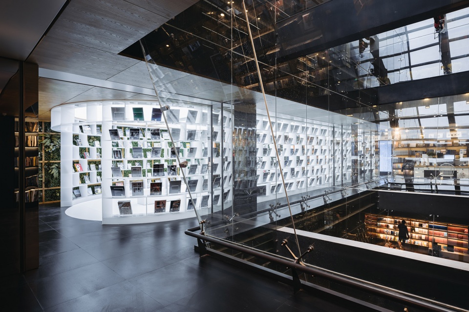 hubei foreign language bookstore china by wutopia lab1