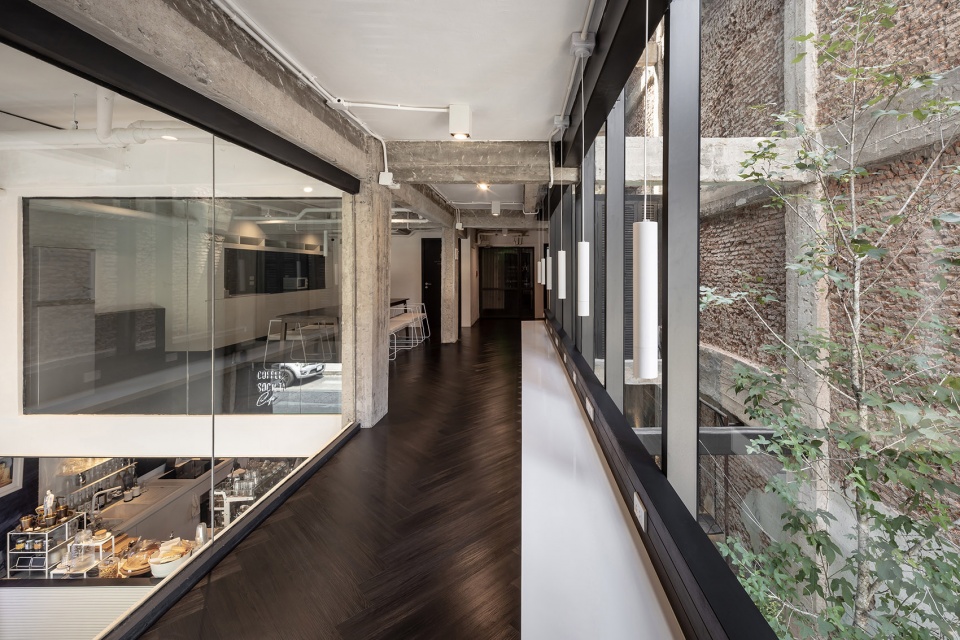 pa prank hostel by idin architects