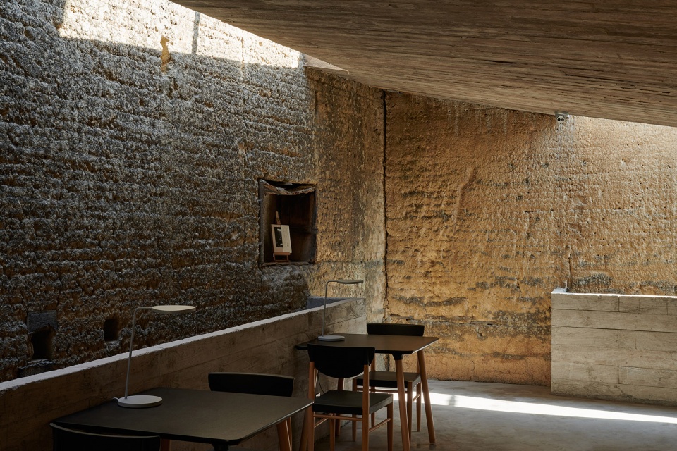xiadi paddy field bookstore of librairie avant garde china by tao