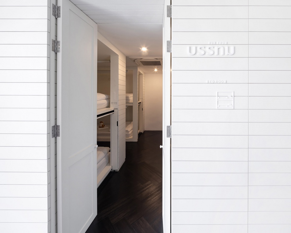 pa prank hostel by idin architects