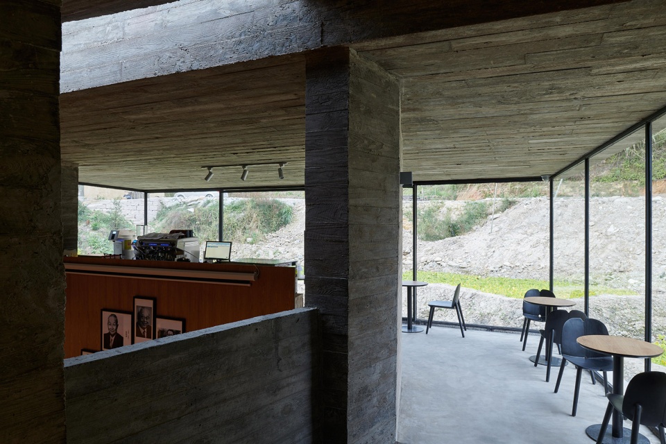 xiadi paddy field bookstore of librairie avant garde china by tao