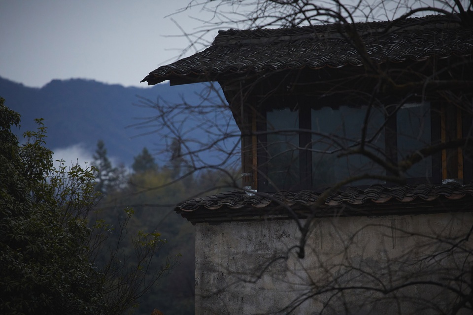 restoration and reconstruction of liu geng tang hall in hongguan village wuyuan china by 3andwich design he wei studio