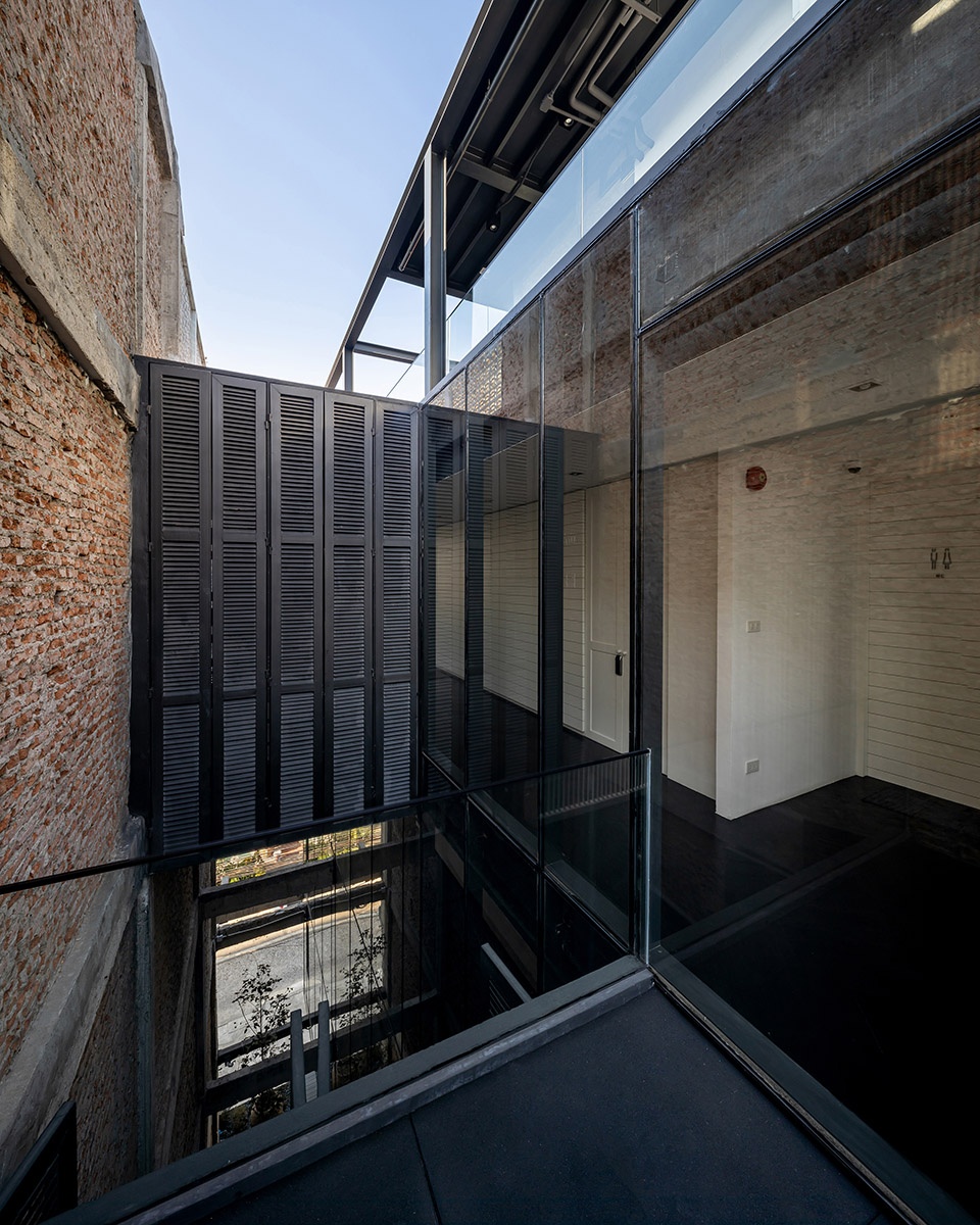 pa prank hostel by idin architects