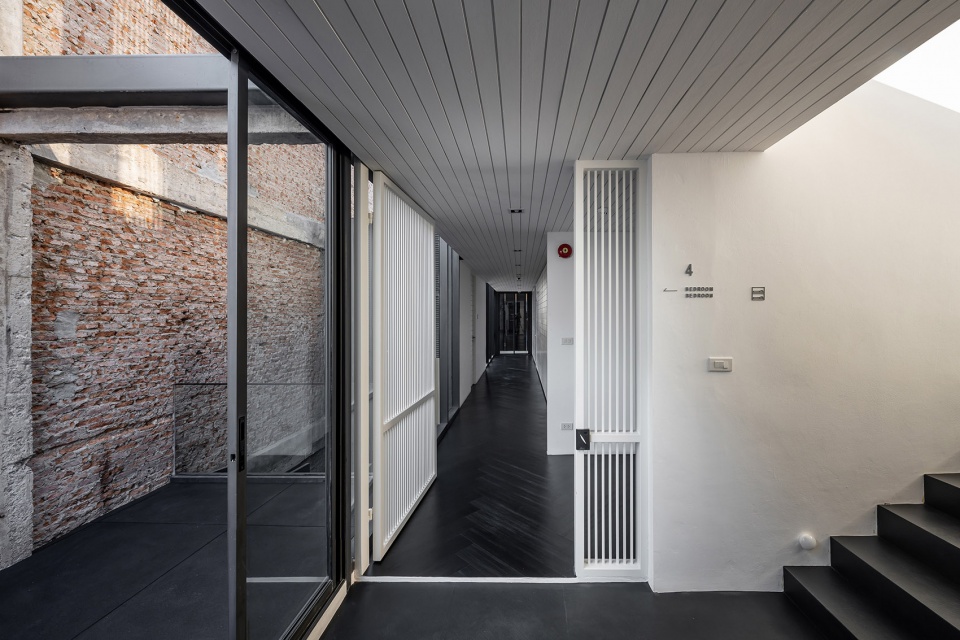 pa prank hostel by idin architects