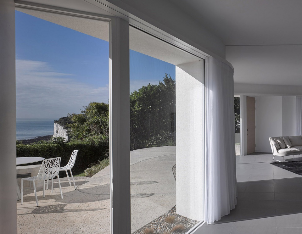 ness point house by tonkin liu