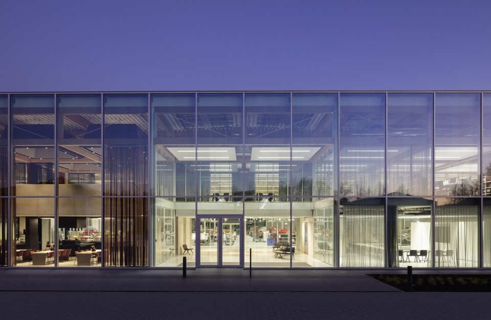 the brunner innovation factory by henn 960x626