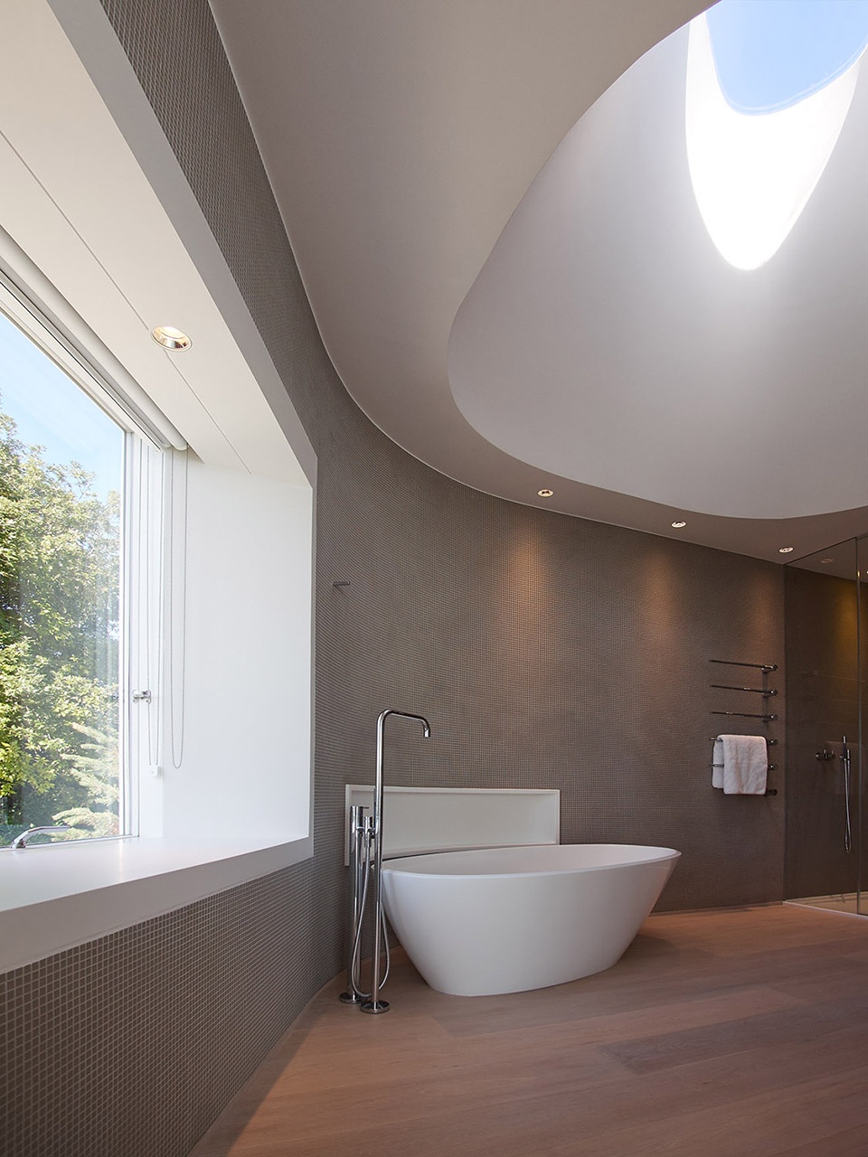 ness point house by tonkin liu
