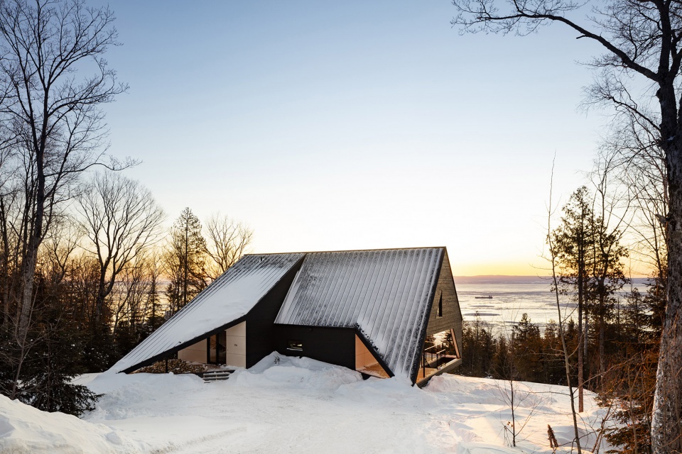 cabin a by bourgeois lechasseur architects