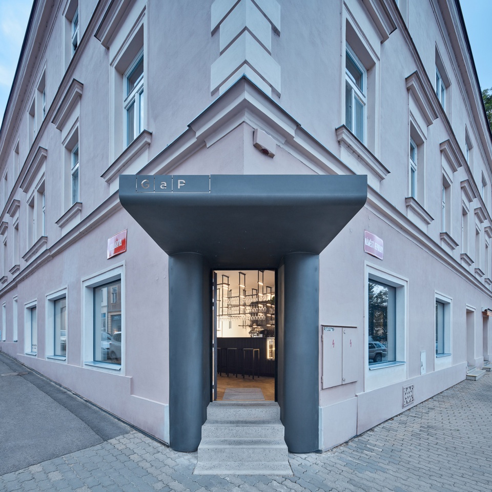 gap gallery and space by ora