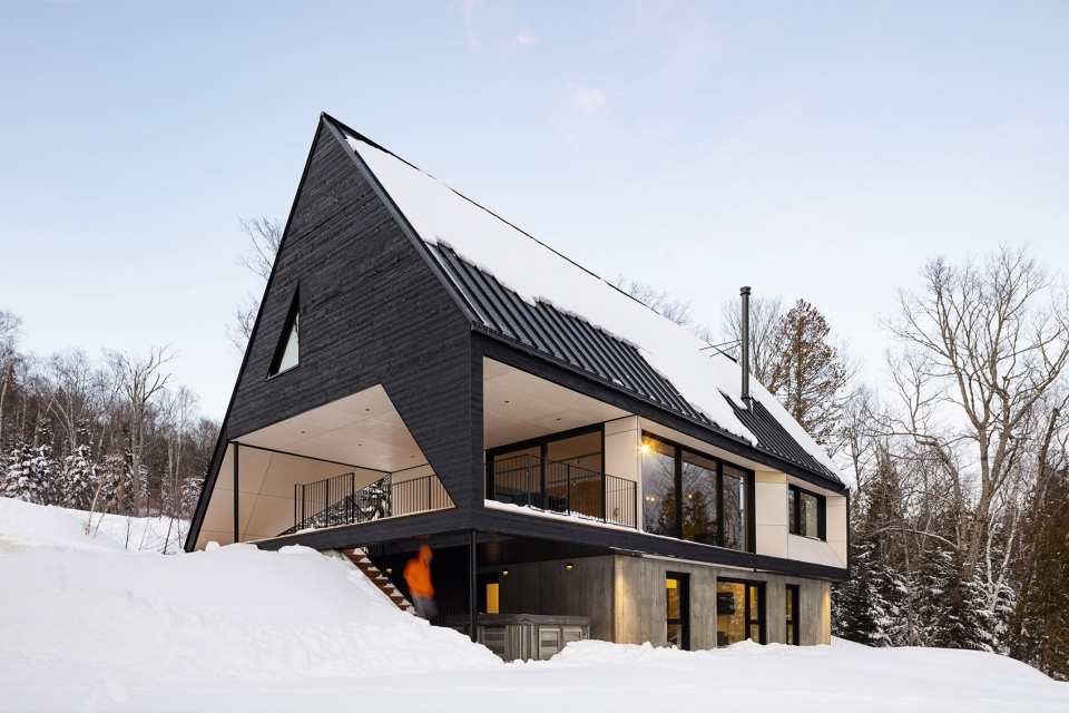 cabin a by bourgeois lechasseur architects