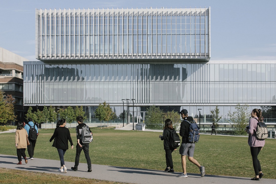 york university student centre by cannondesign