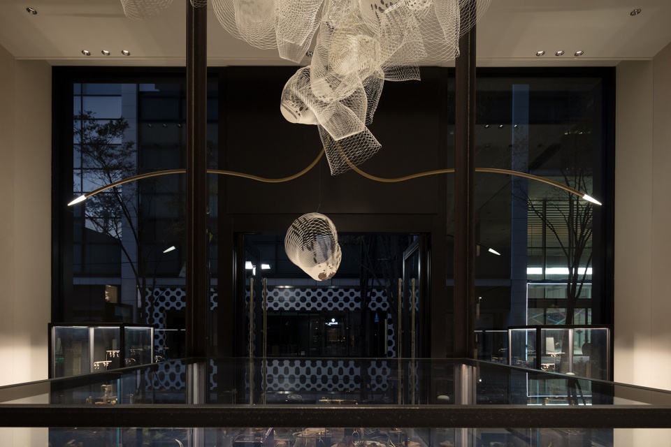 hirotaka marunouchi by torafu architects