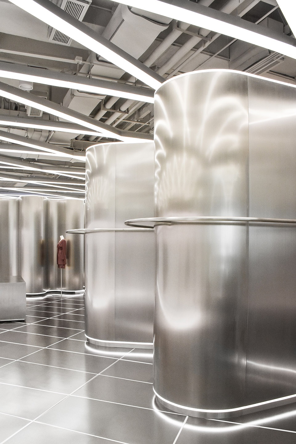 tgy event space and multibrand store china by ramoprimo