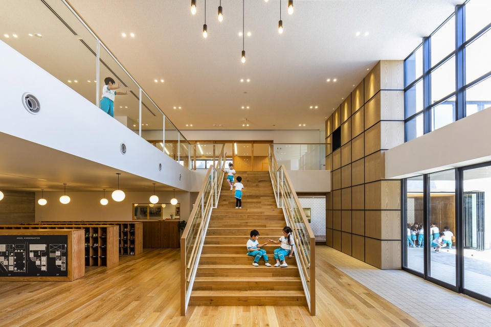 ez kindergarten and nursery by hibinosekkei youji no shiro kids design labo