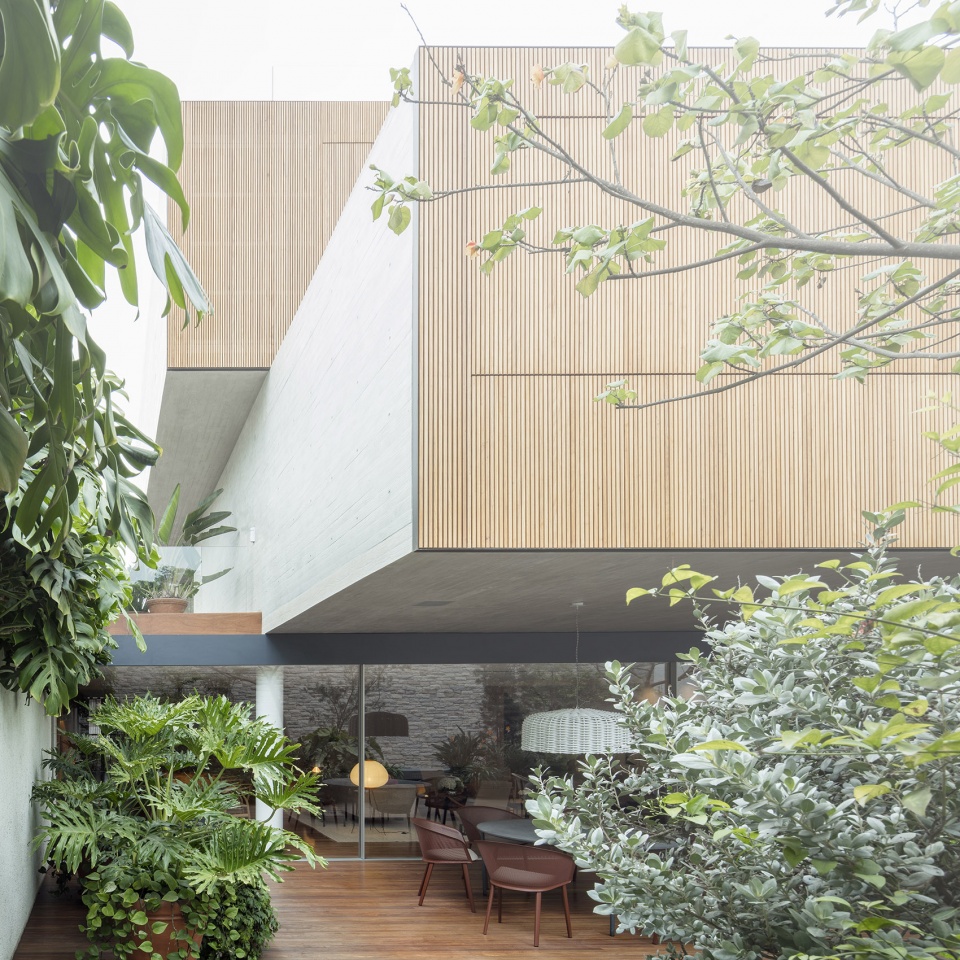 lima house by studio mk27