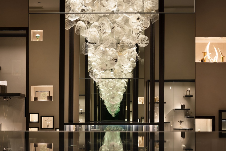 hirotaka marunouchi by torafu architects